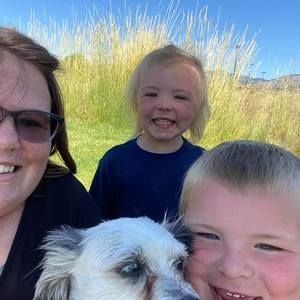 Meet your Posher, Stephanie